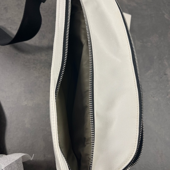 SOLD - Givenchy Downtown Bum Bag - Picture 6 of 8